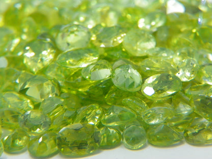 Natural Peridot Lot 102.48 ct. IF Clarity, Transparent, Not Enhanced with Very Good Cut Grade