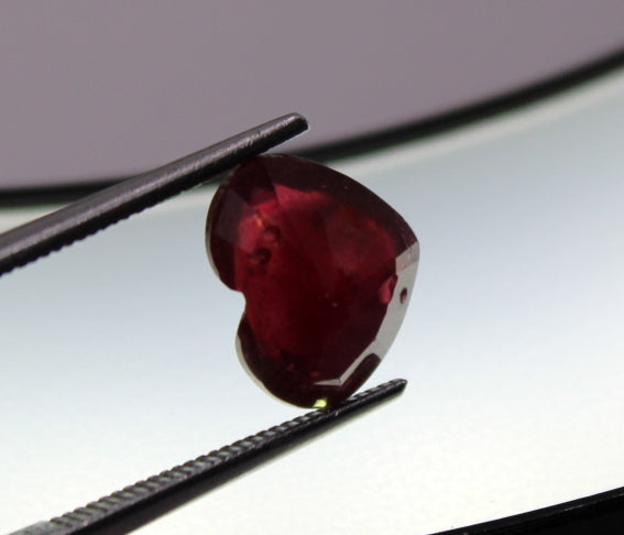 Natural Ruby 3.09 ct. Heart Cut, Transparent with Excellent Cut Grade