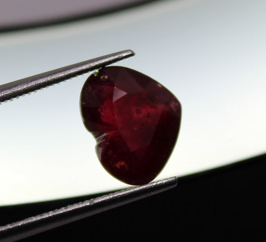 Natural Ruby 3.09 ct. Heart Cut, Transparent with Excellent Cut Grade