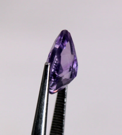 Natural Amethyst 2.91 ct. Unheated and Untreated, facetted, perfect for Ring and Pendant