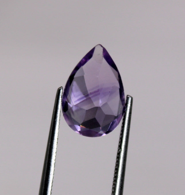 Natural Amethyst 2.91 ct. Unheated and Untreated, facetted, perfect for Ring and Pendant