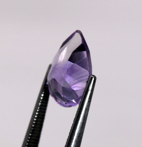 Natural Amethyst 2.91 ct. Unheated and Untreated, facetted, perfect for Ring and Pendant