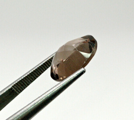 Smoky Topaz 3.59 ct. Transparent, facetted and not enhanced, IF Clarity with Very Good Cut Grade