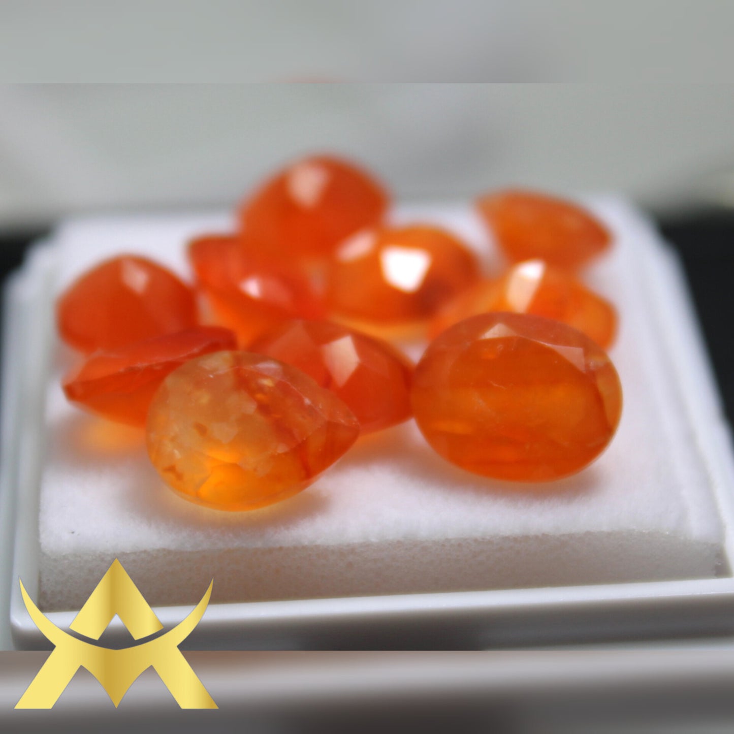 Natural Carnelian Lot 10 PCs with Transparent and Translucent Transparency and SI Clarity