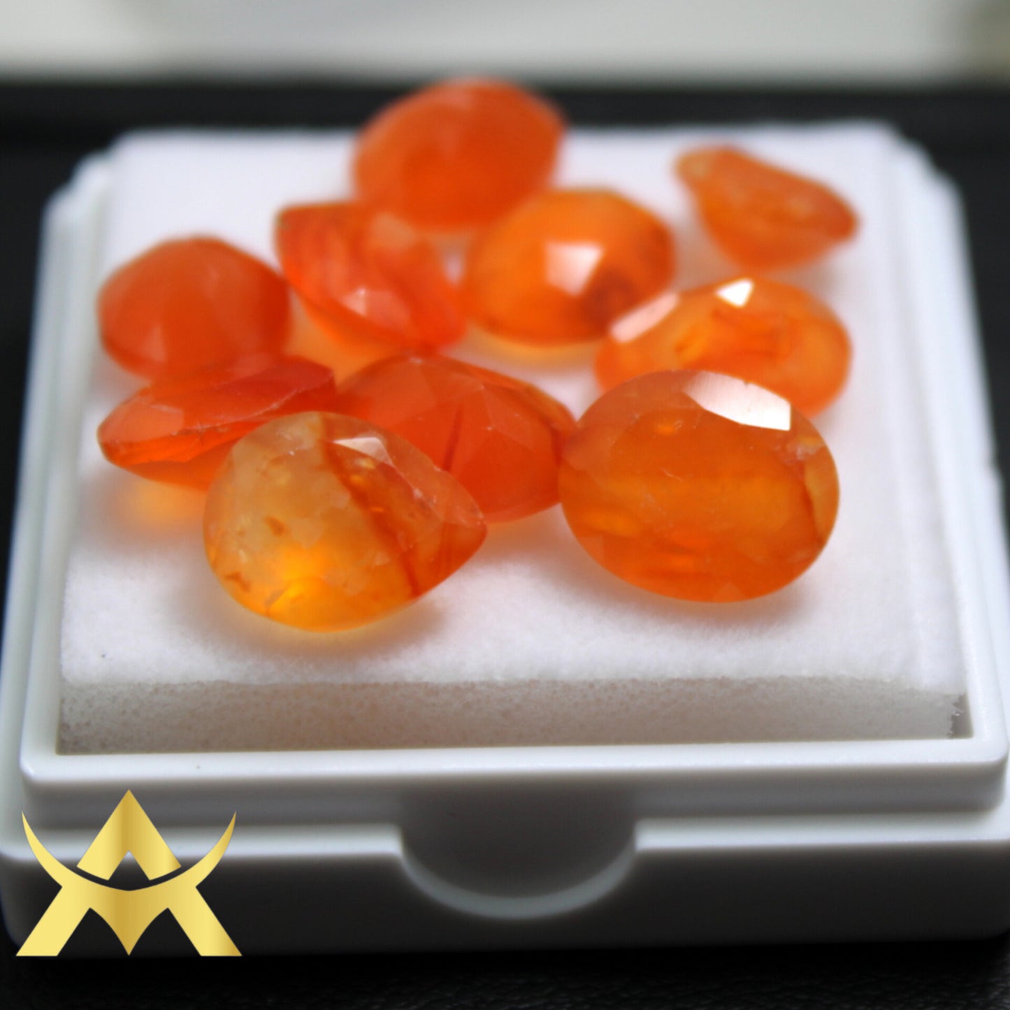 Natural Carnelian Lot 10 PCs with Transparent and Translucent Transparency and SI Clarity