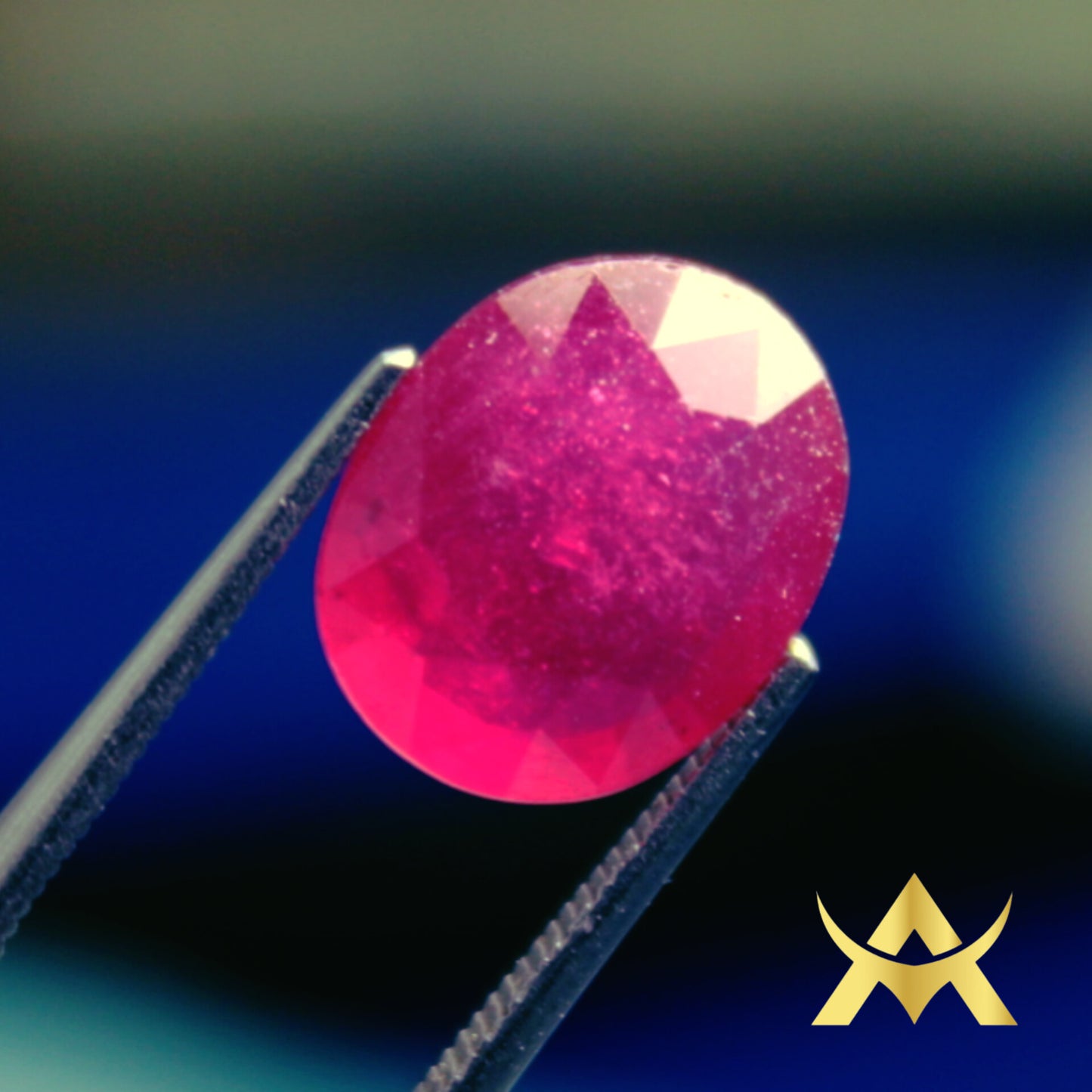 Natural Ruby 5.10 ct. Oval facetted, Transparent and just heated, perfect for your Juwellery