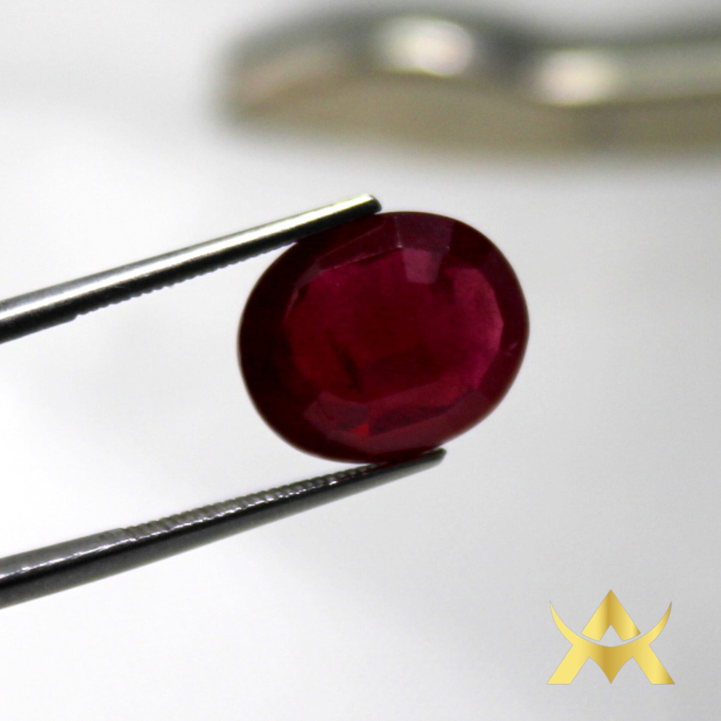 Natural Ruby 6.30 ct. Oval facetted, SI Clarity, perfect for Ring, Pendant or other Juwellery