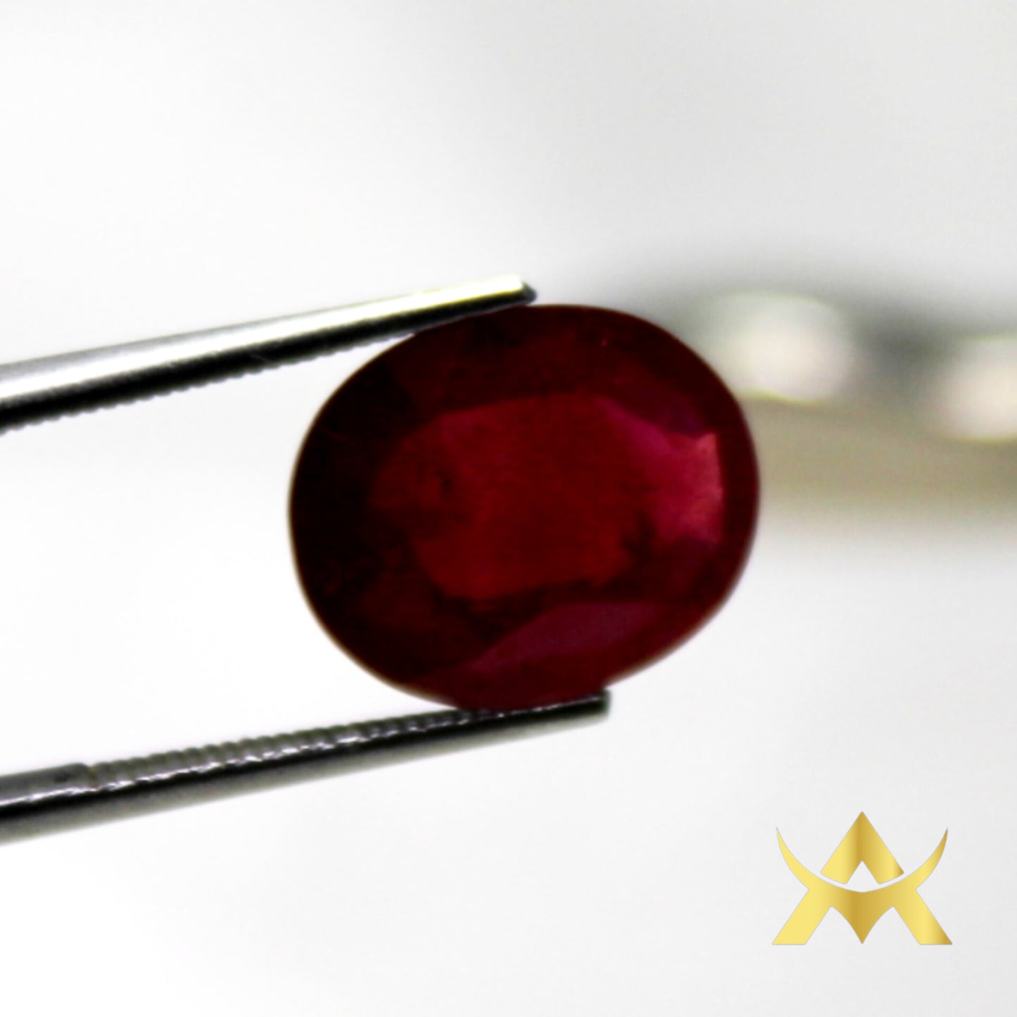 Natural Ruby 6.30 ct. Oval facetted, SI Clarity, perfect for Ring, Pendant or other Juwellery