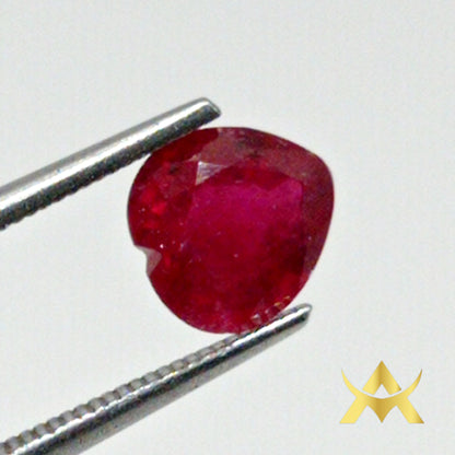 Ruby Heart Cut, Transparent with SI1 Clarity and Very Good cut Grade