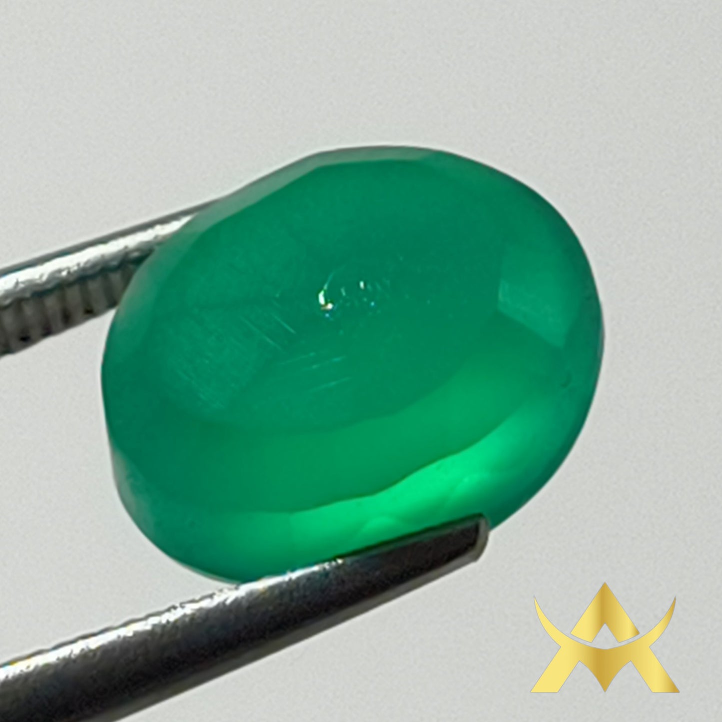 Green Onyx 4.49 ct. Not Enhanced, SI Clarity with Very Good Cut Grade, perfect for Ring and Pendant