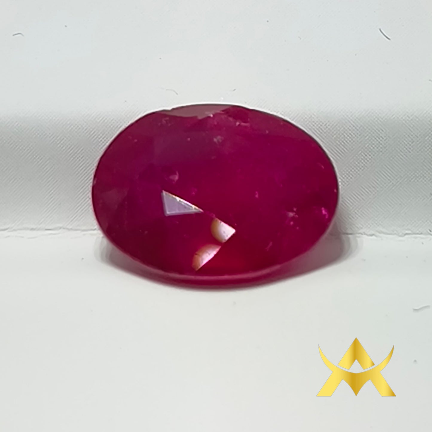 Natural Ruby 6.53 ct. VS1, just heated und Transparent