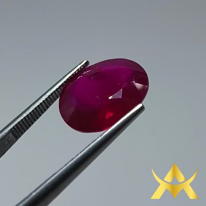 Natural Ruby 6.53 ct. VS1, just heated und Transparent