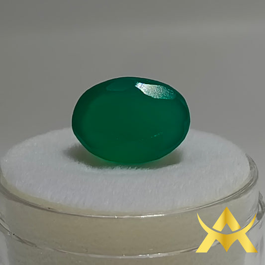 Green Onyx from United State, Not Enhanced with SI2 Clarity and Translucent Transparency