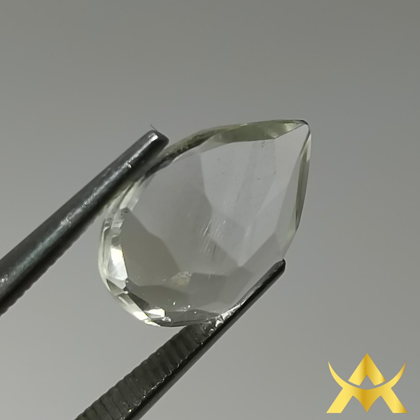 Crystal Topaz 3.18 ct. IF Clarity, Transparent and not Enhanced with very Good Quality