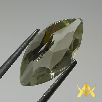 Crystal Topaz 4.18 ct. Transparent, Not Enhanced and Eye Clean with very Good Quality