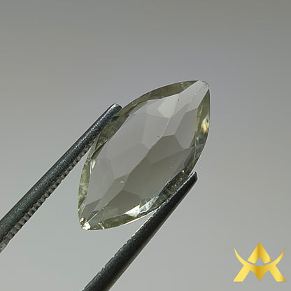 Crystal Topaz 4.18 ct. Transparent, Not Enhanced and Eye Clean with very Good Quality