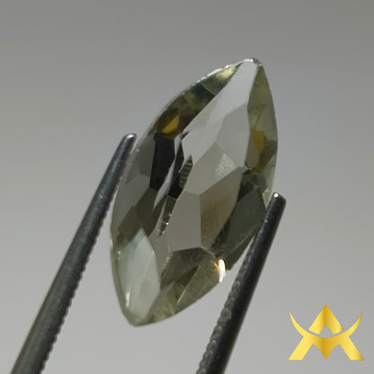 Crystal Topaz 4.18 ct. Transparent, Not Enhanced and Eye Clean with very Good Quality