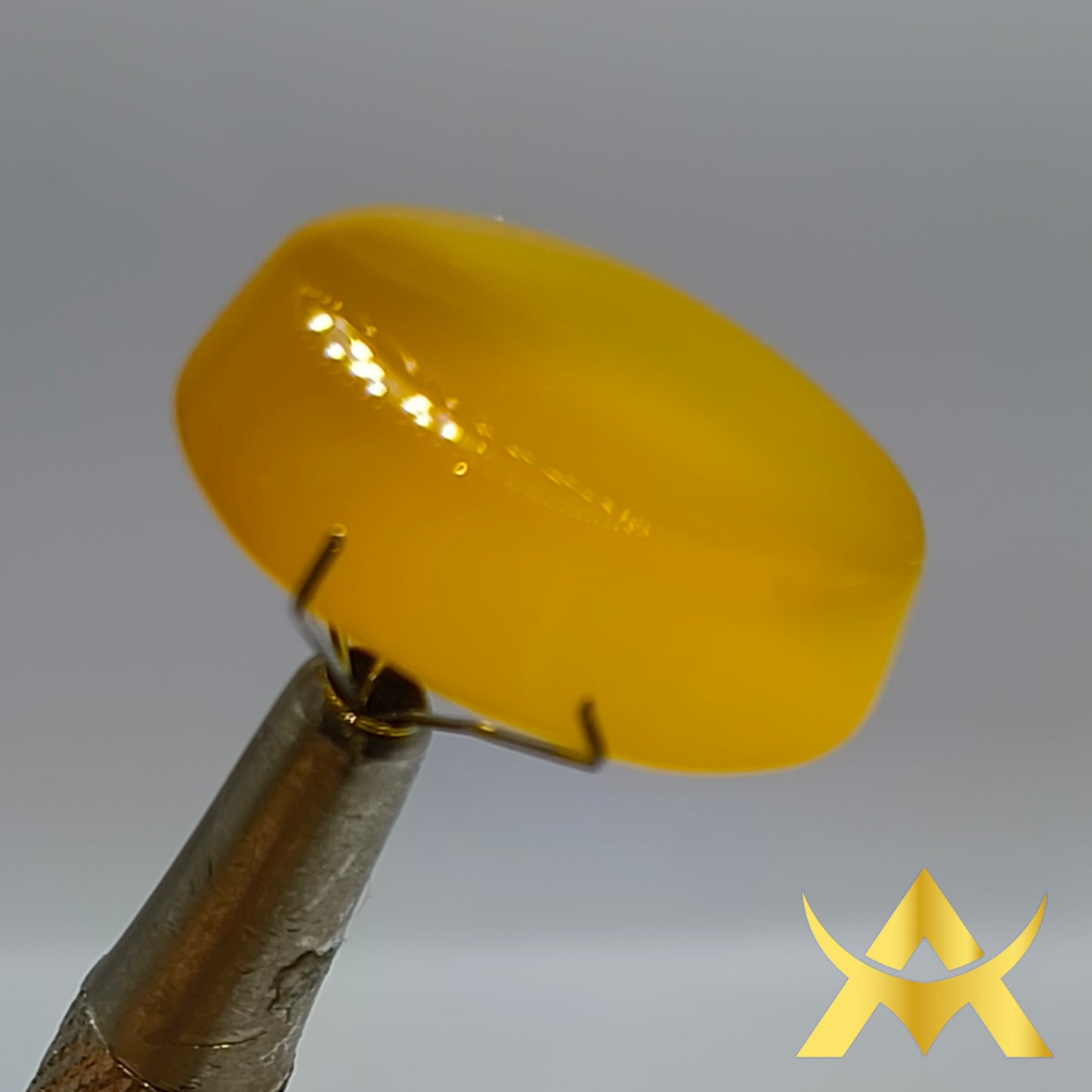 Yellow Agate 24.93 ct. Not Enhanced, Polished with SI1 Clarity and very Good Quality