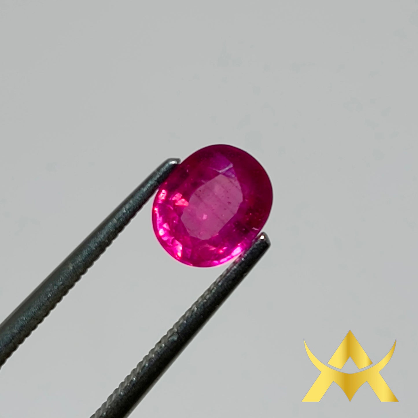 Ruby 1.36 ct. Transparent with Excellent Cut Grade and VVS1 Clarity