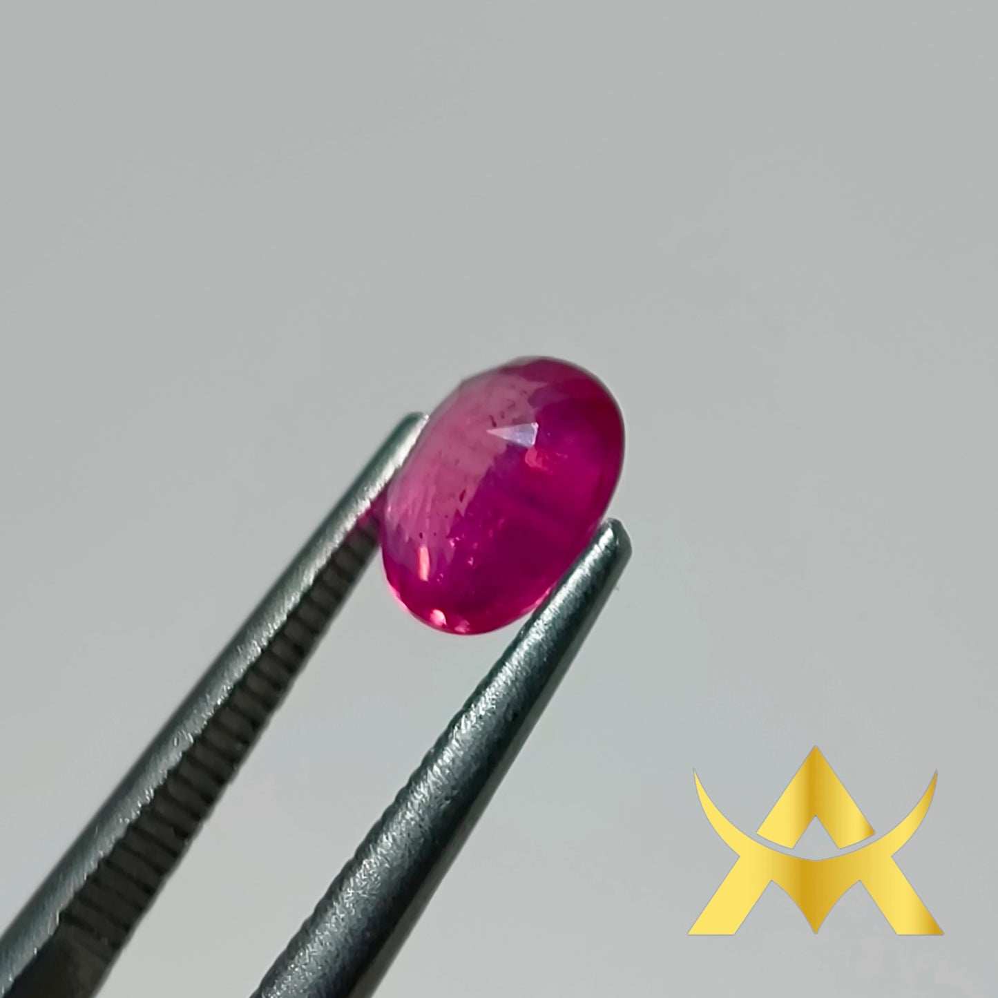 Ruby 1.36 ct. Transparent with Excellent Cut Grade and VVS1 Clarity