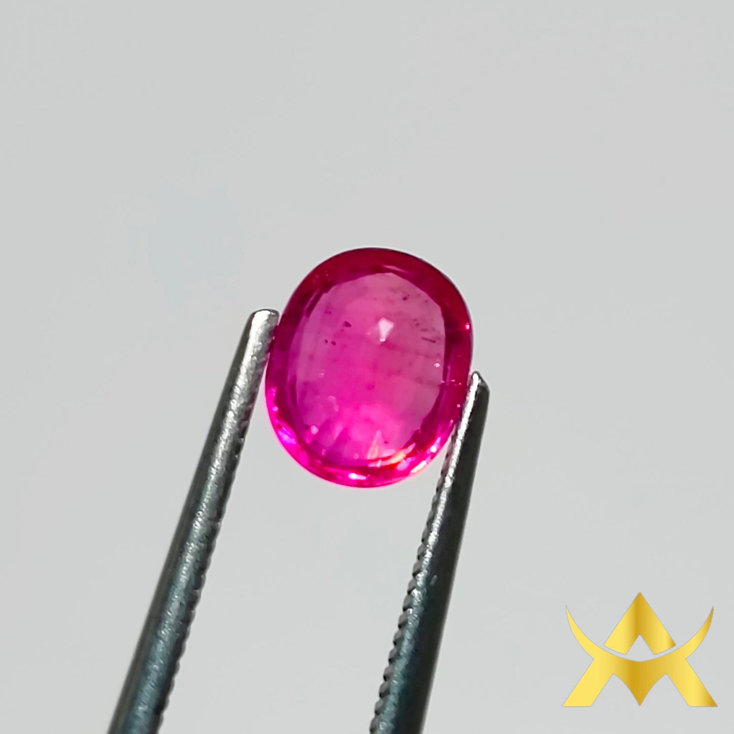 Ruby 1.36 ct. Transparent with Excellent Cut Grade and VVS1 Clarity