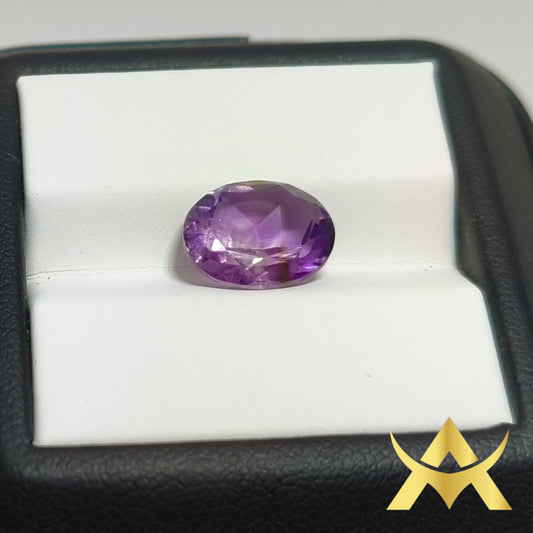 Amethyst with 3.29 ct. Weight and IF Clarity, Not Enhanced With Transparent Transparency