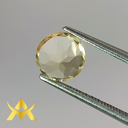 Yellow Quartz 1.37 ct. Transparent, Not Enhanced with IF Clarity and Round facetted