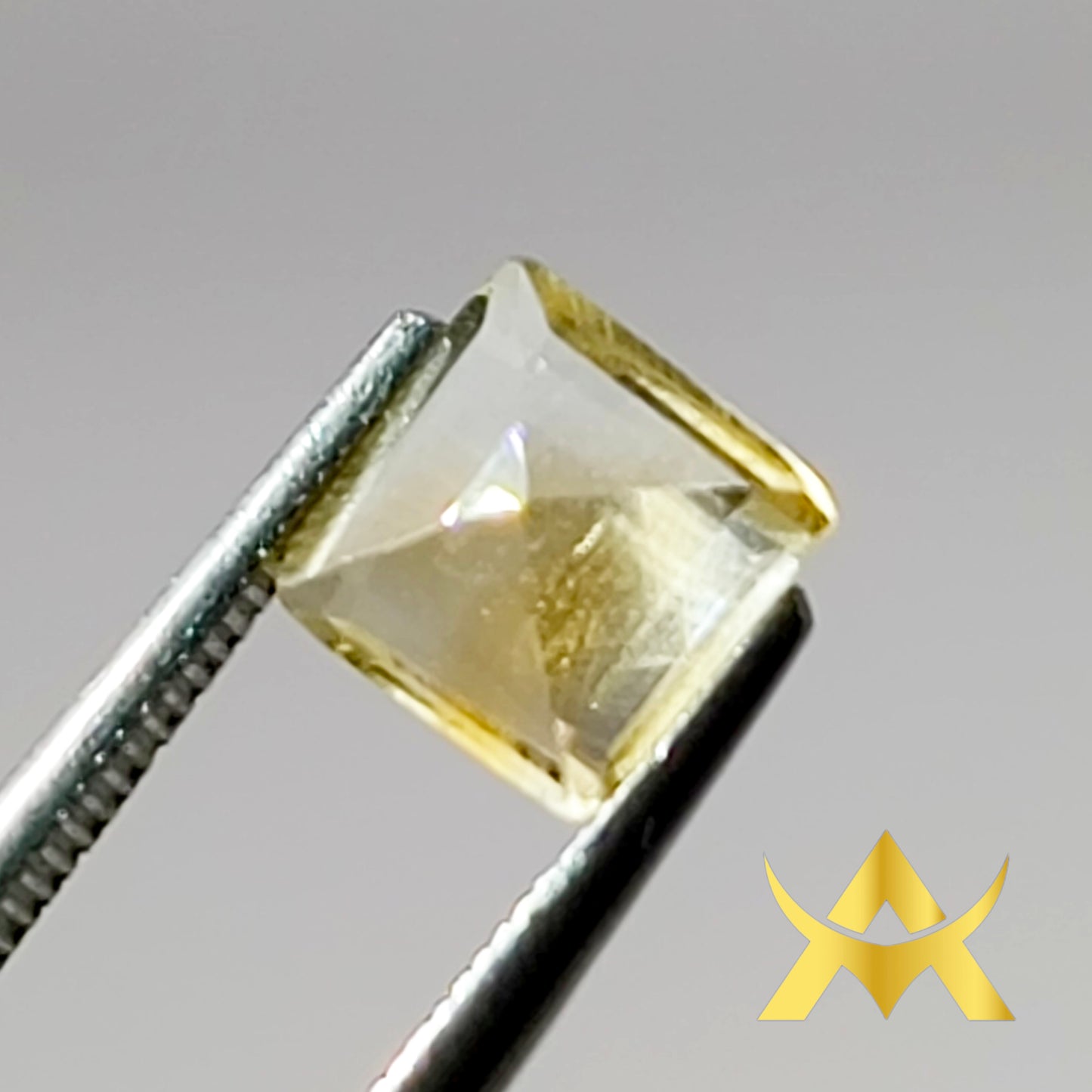 Yellow Quartz 1.11 ct. Transparent with IF Clarity and Eye Clean, Not Enhanced