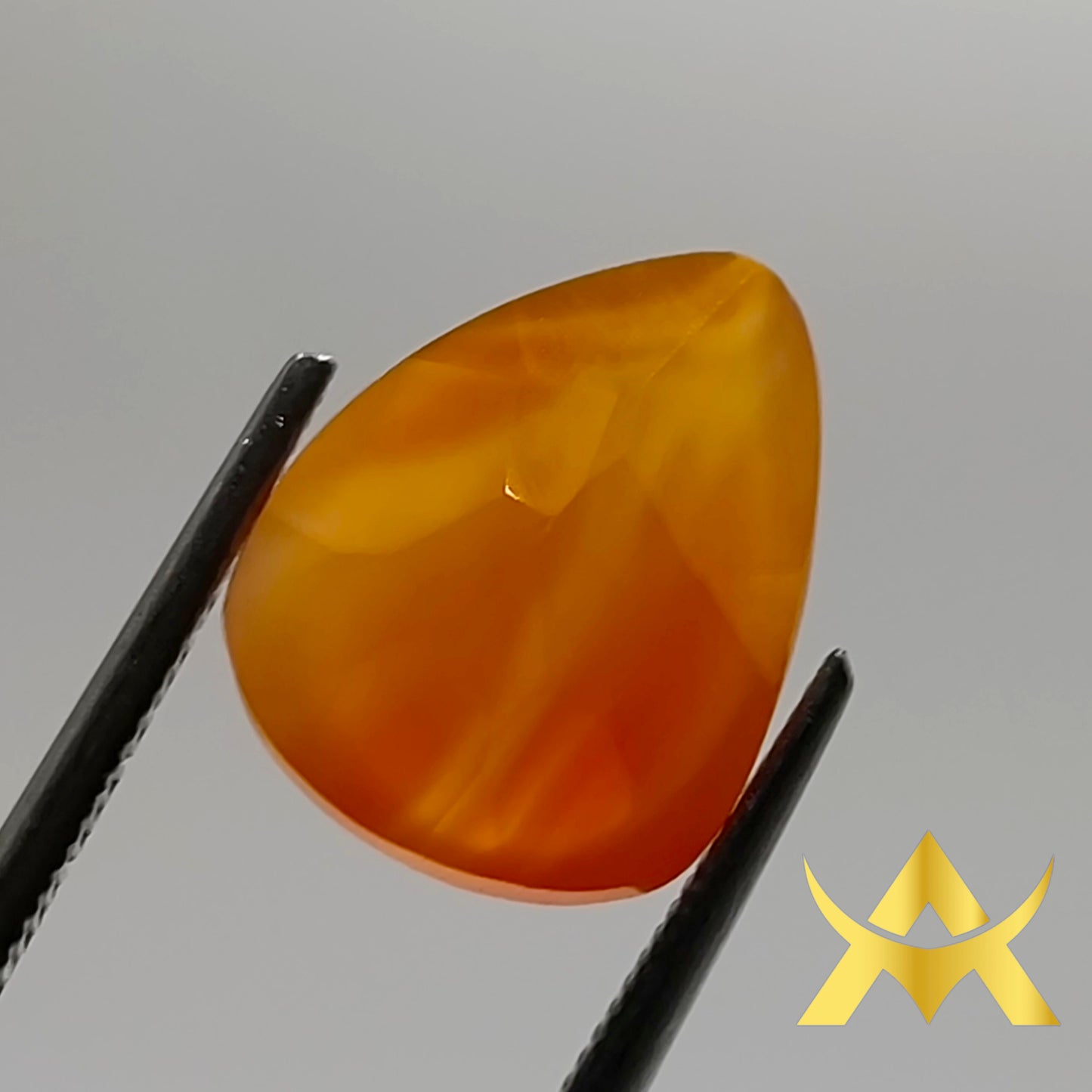 Carnelian 4.13 ct. SI2 Clarity and Not Enhanced with Transparent Transparency