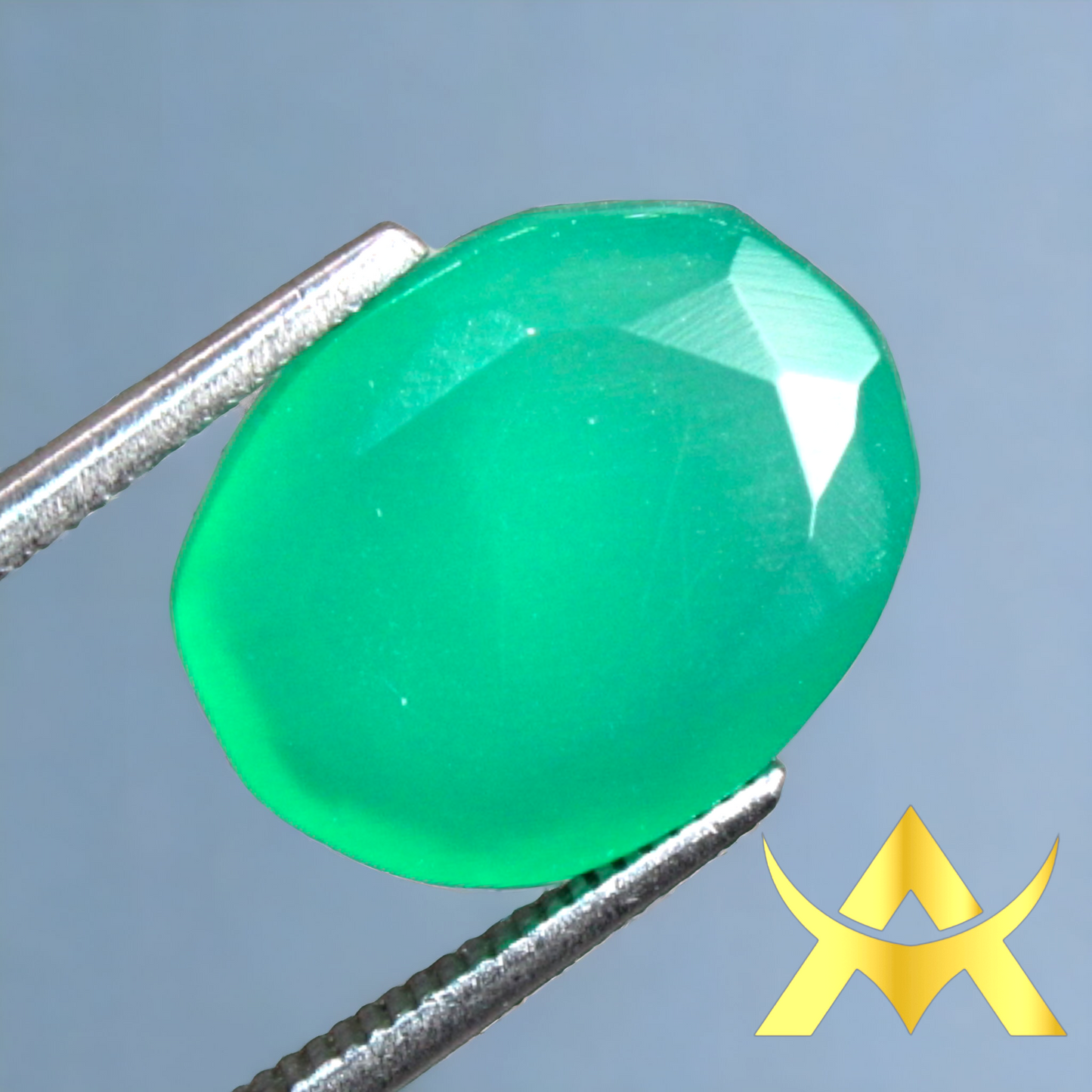 Natural Green Onyx 4.18 ct. Translucent, Unheated and Untreated for Ring and Pendant