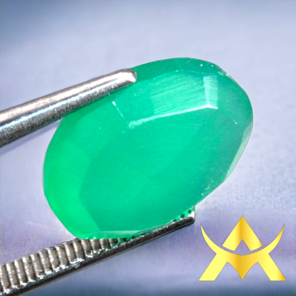 Natural Green Onyx 4.18 ct. Translucent, Unheated and Untreated for Ring and Pendant