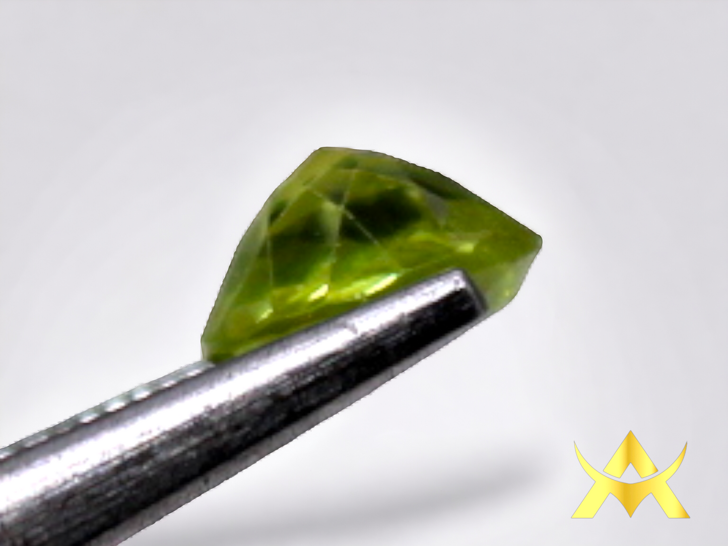 Peridot, Unheated and Untreated, VS Quality and Round facetted