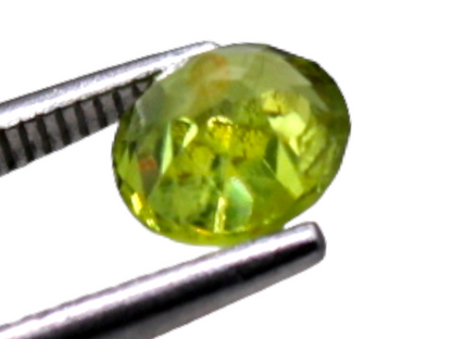 Peridot, Unheated and Untreated, VS Quality and Round facetted