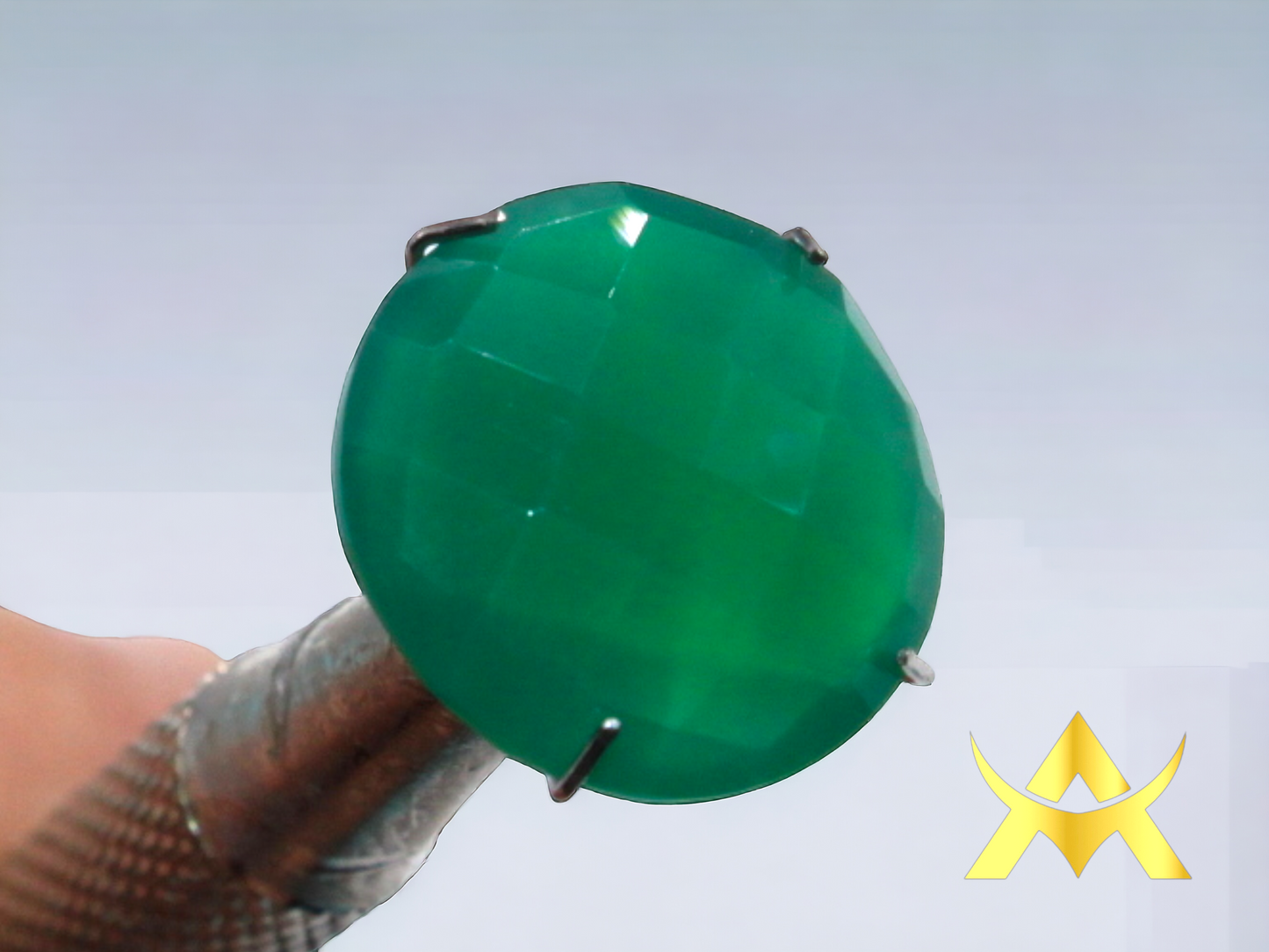 Green Onyx Round Rosé Cut, Translucent with AA+ Quality