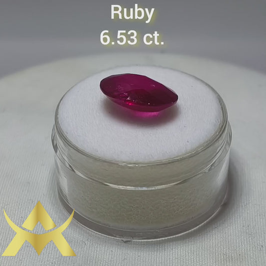 Natural Ruby 6.53 ct. VS1, just heated und Transparent