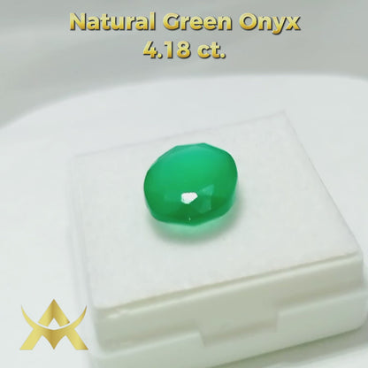 Natural Green Onyx 4.18 ct. Translucent, Unheated and Untreated for Ring and Pendant