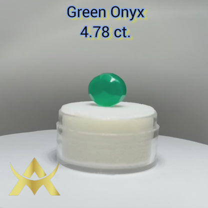 Green Onyx 4.78 ct. Oval facetted, SI Clarity and Translucent, perfect for Ring or Pendant