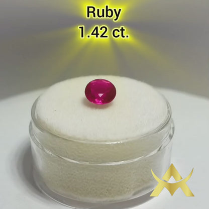 Natural Ruby 1.42 ct. Round facetted, Transparent and enhanced with VVS1 Clarity